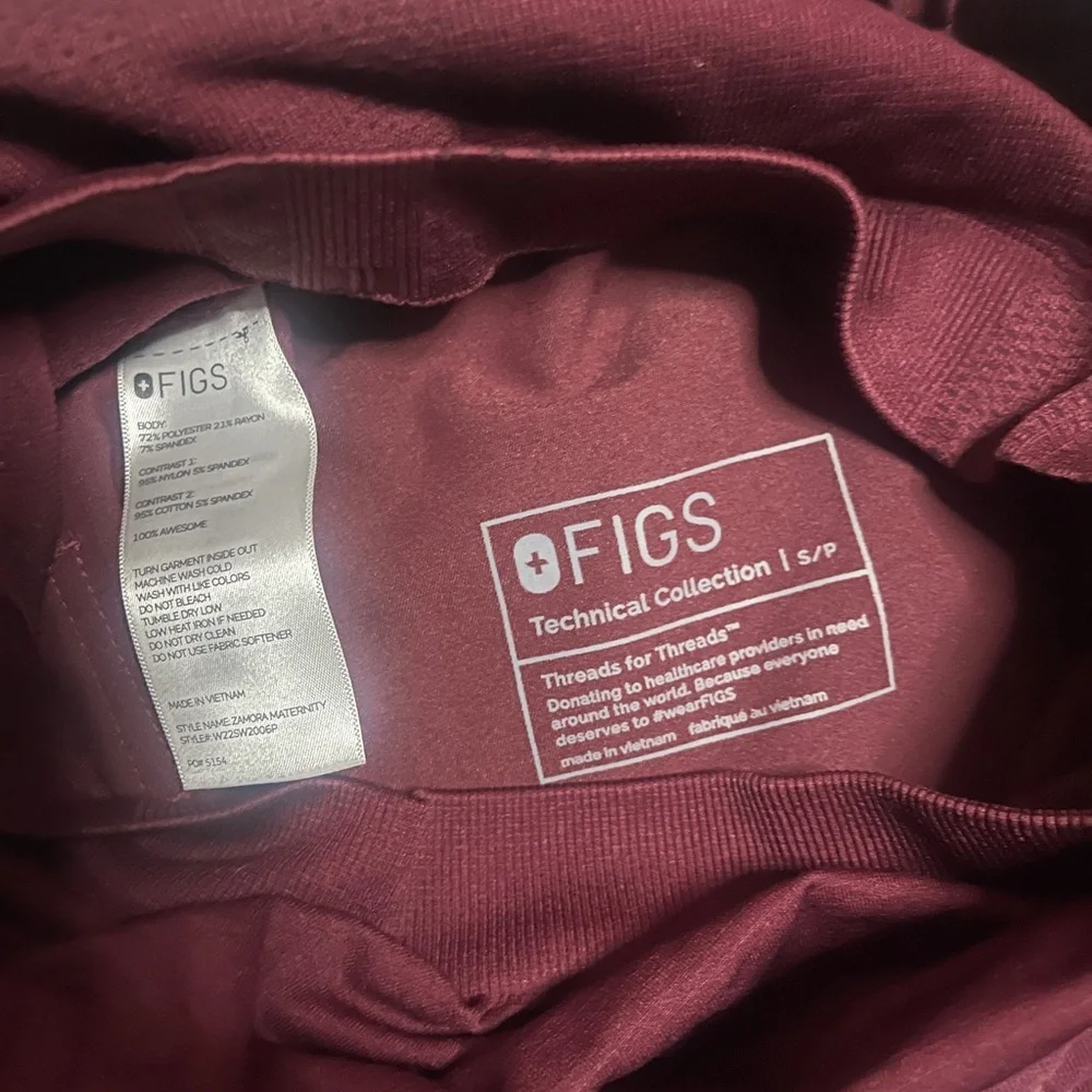 Figs Technical Collection Womens Maroon Jogger Pants